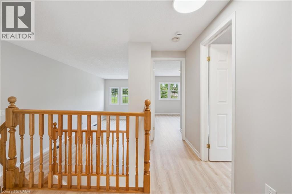 751 Laurelwood Drive, Waterloo, Ontario  N2V 2W2 - Photo 24 - 40848824