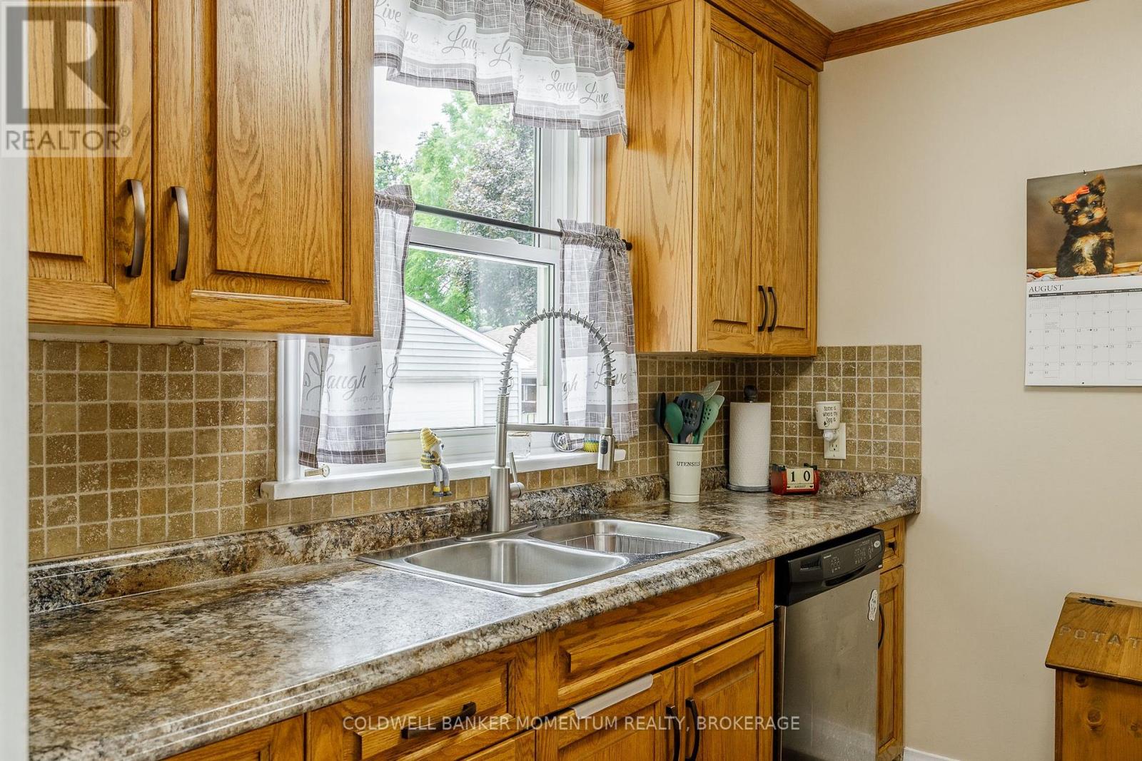 5916 Murray Street, Niagara Falls (Dorchester), Ontario  L2G 2J8 - Photo 19 - X13669270