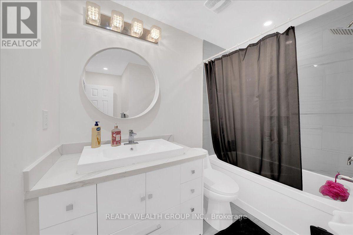 40 Clowes Street, Ajax, Ontario  L1Z 0K9 - Photo 14 - E13669284