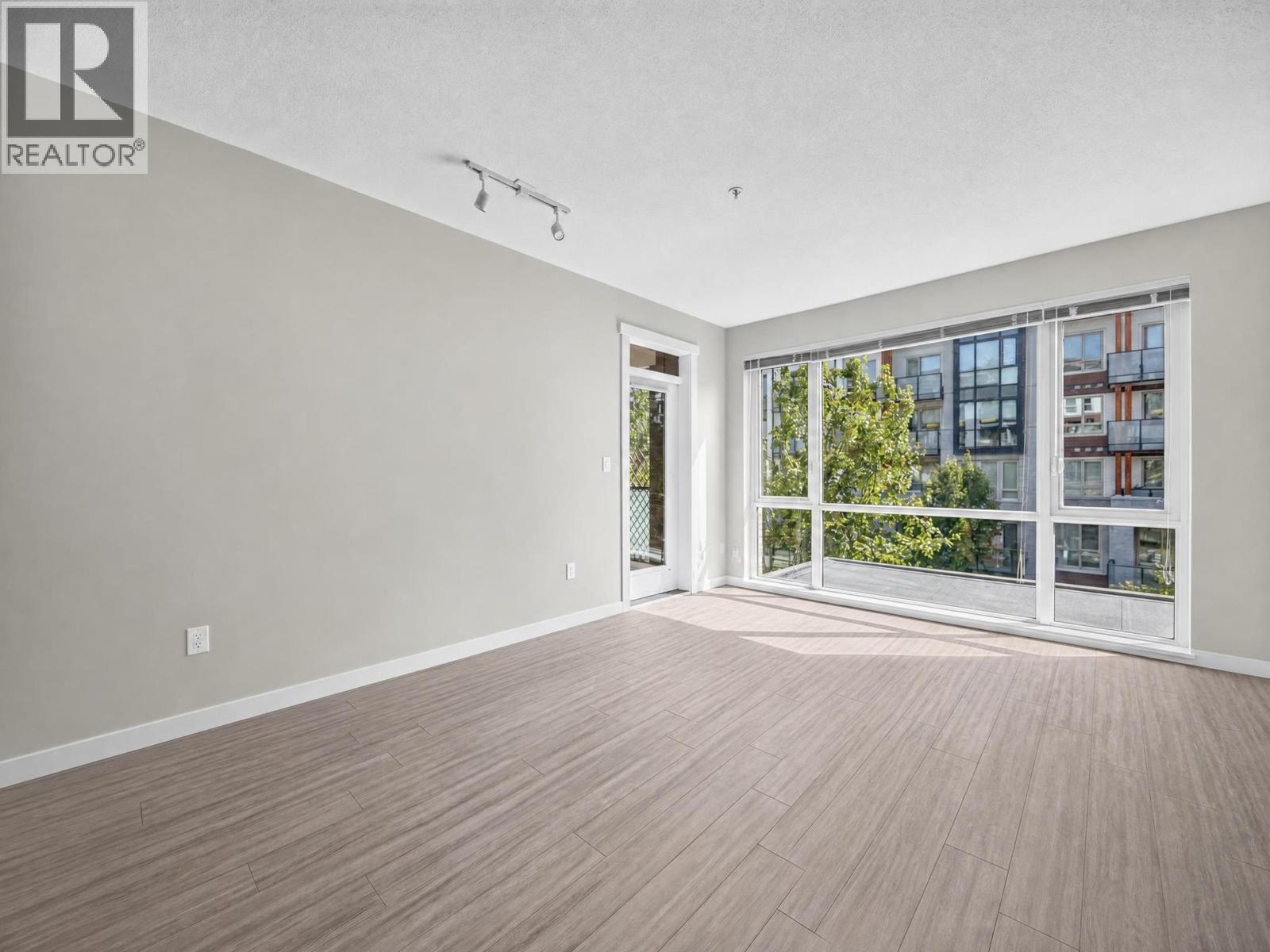 204 2651 Library Lane, North Vancouver, British Columbia  V7J 0C1 - Photo 12 - R3155379