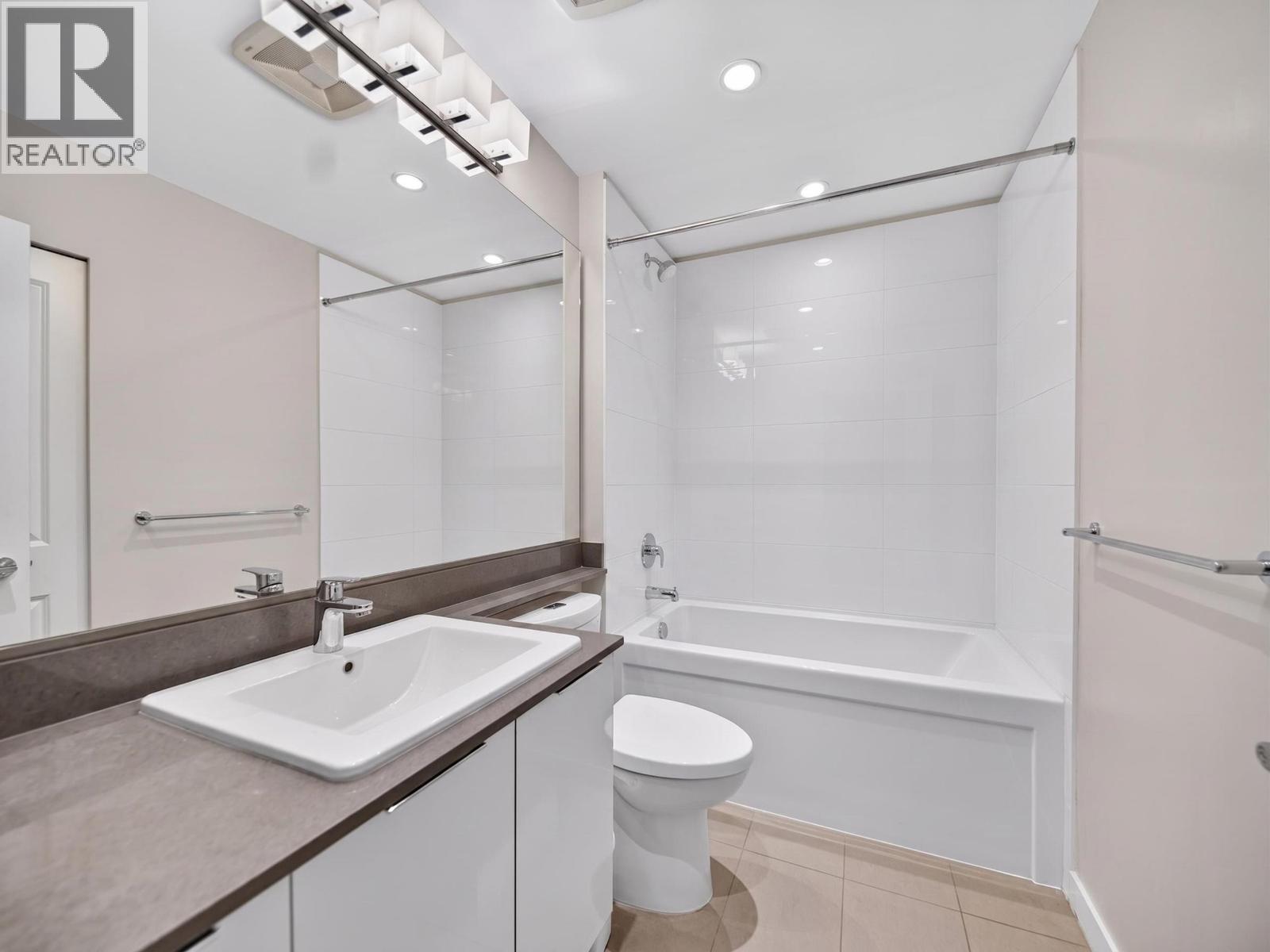 204 2651 Library Lane, North Vancouver, British Columbia  V7J 0C1 - Photo 25 - R3155379