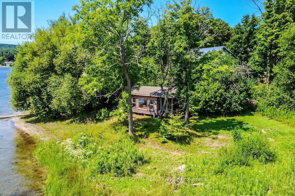243 Champlain Road, Penetanguishene, Ontario  L9M 1S2 - Photo 10 - S13669278