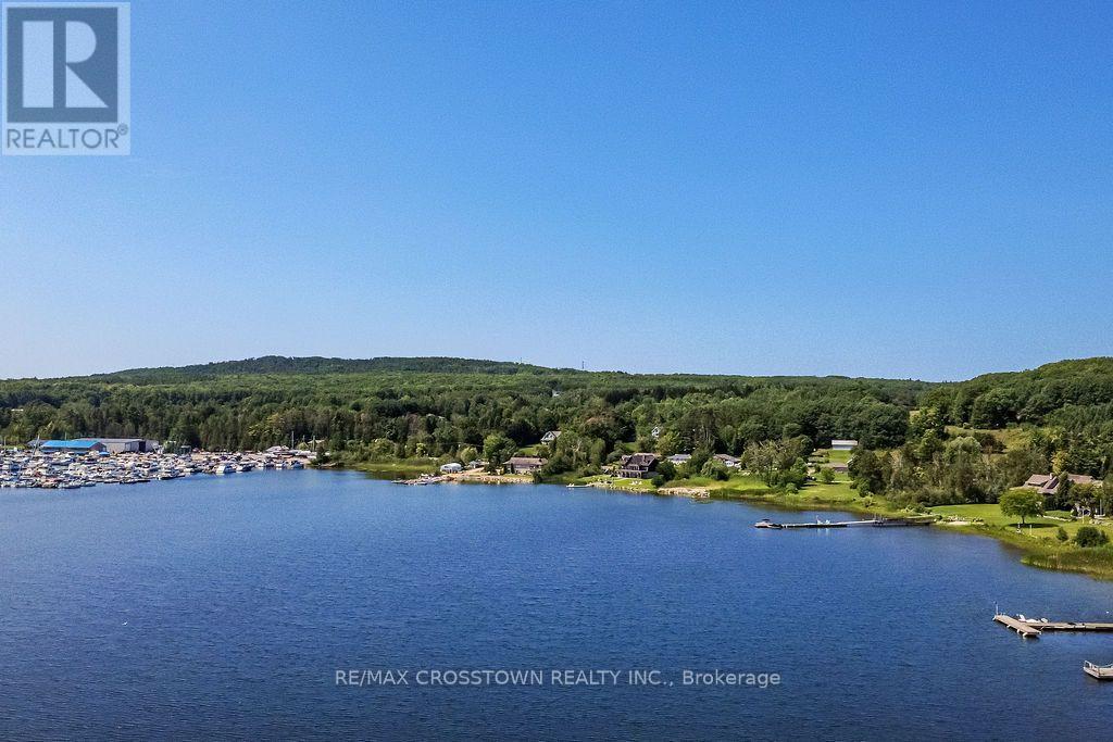 243 Champlain Road, Penetanguishene, Ontario  L9M 1S2 - Photo 13 - S13669278