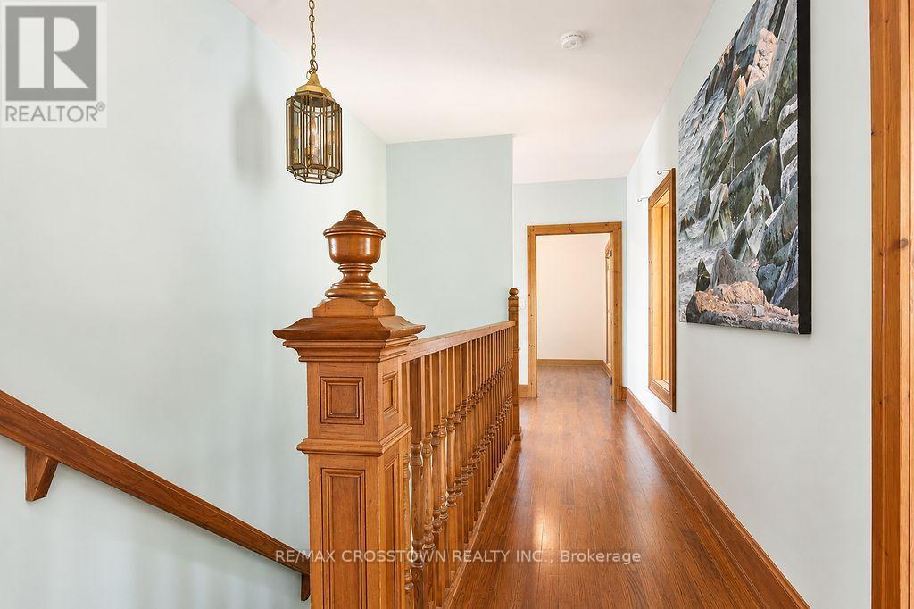 243 Champlain Road, Penetanguishene, Ontario  L9M 1S2 - Photo 20 - S13669278