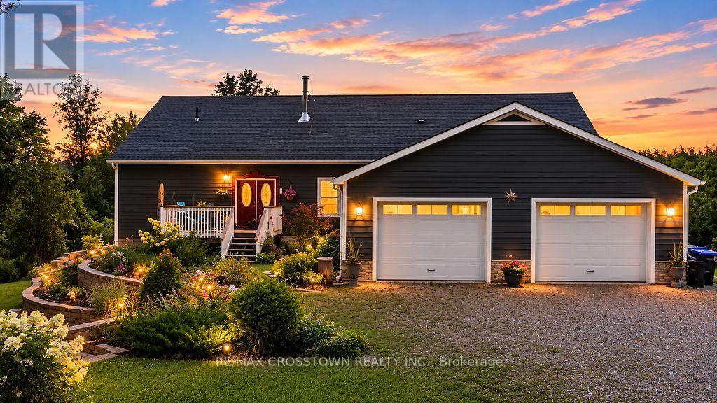 243 Champlain Road, Penetanguishene, Ontario  L9M 1S2 - Photo 4 - S13669278