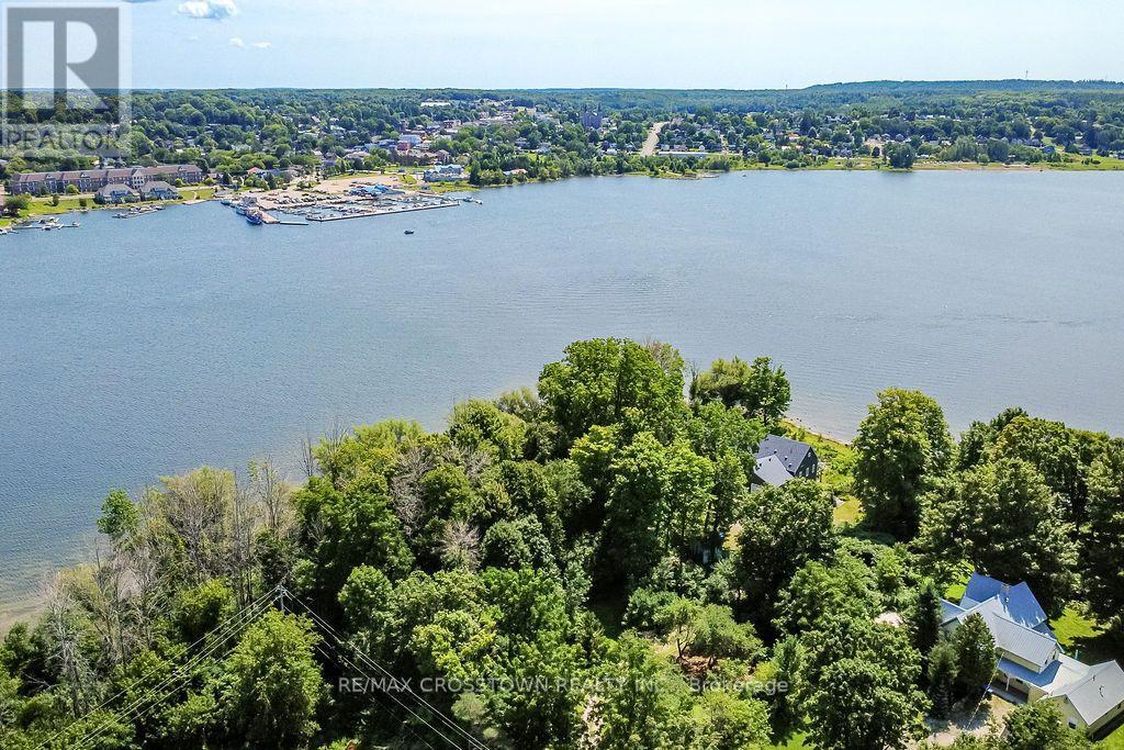 243 Champlain Road, Penetanguishene, Ontario  L9M 1S2 - Photo 46 - S13669278