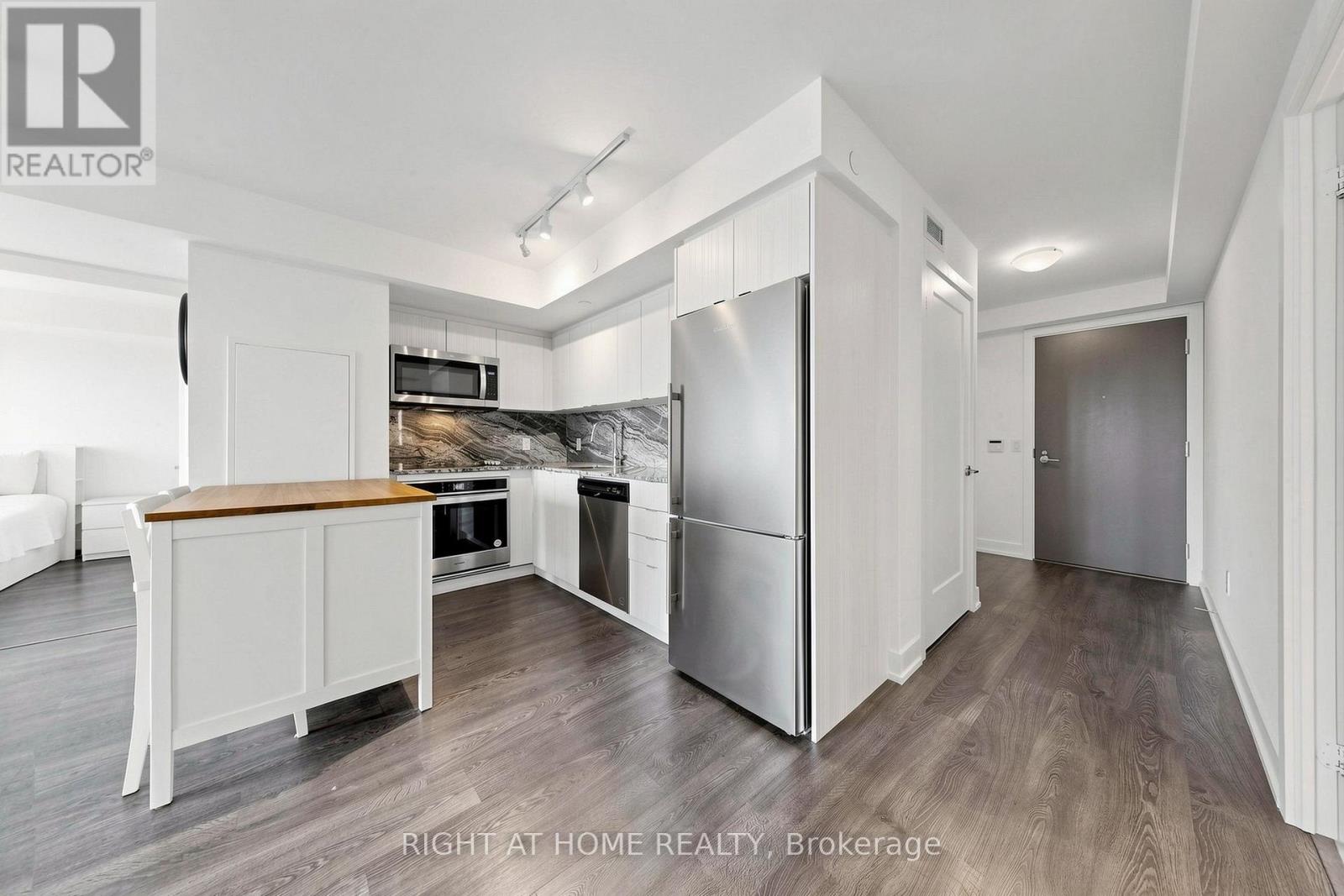 936 - 5 Mabelle Avenue, Toronto, Ontario  M9A 0C8 - Photo 13 - W13669276