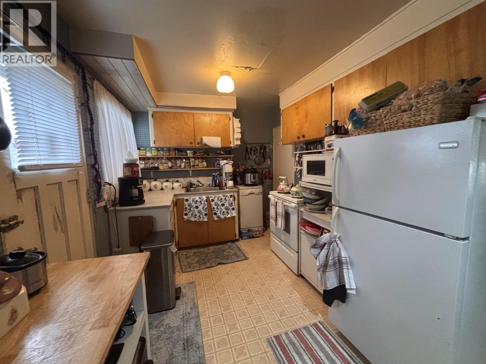9704 108 Avenue, Fort St. John, British Columbia  V1J 2R2 - Photo 14 - R3155227