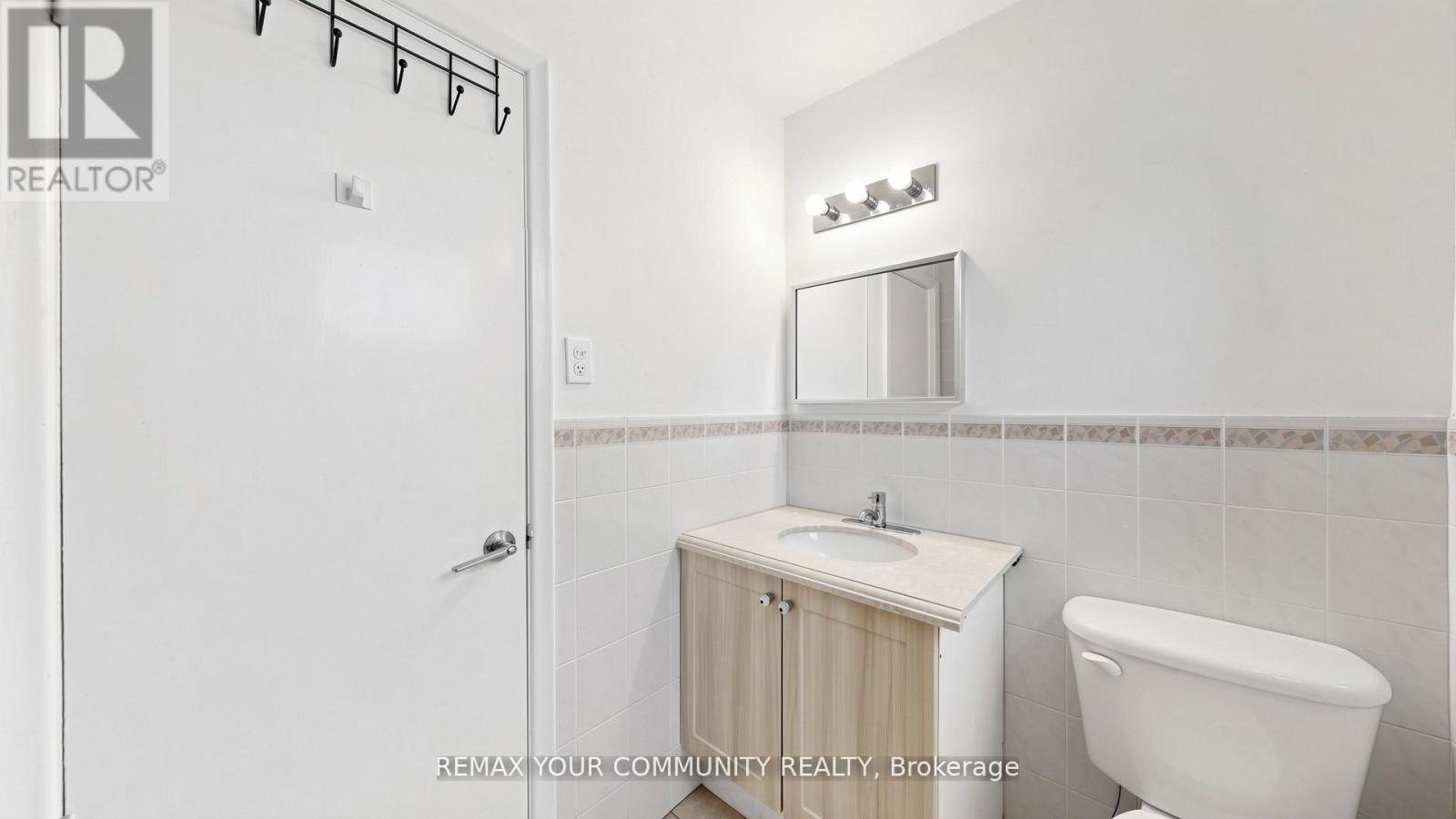 23 Lesgay Crescent, Toronto, Ontario  M2J 2H9 - Photo 37 - C13520478