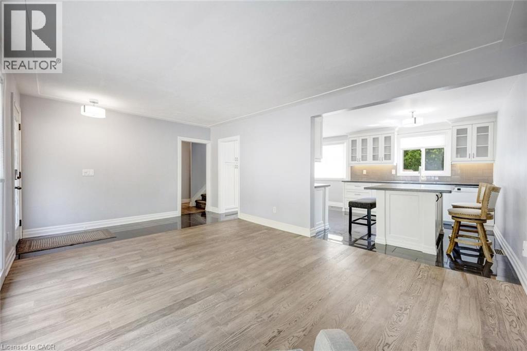 5372 Spruce Avenue, Burlington, Ontario  L7L 1N7 - Photo 6 - 40855500
