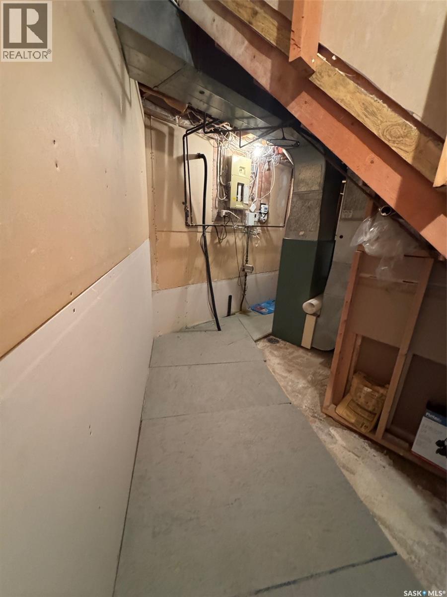 817 97th Avenue, Tisdale, Saskatchewan  S0E 1T0 - Photo 18 - SK045337