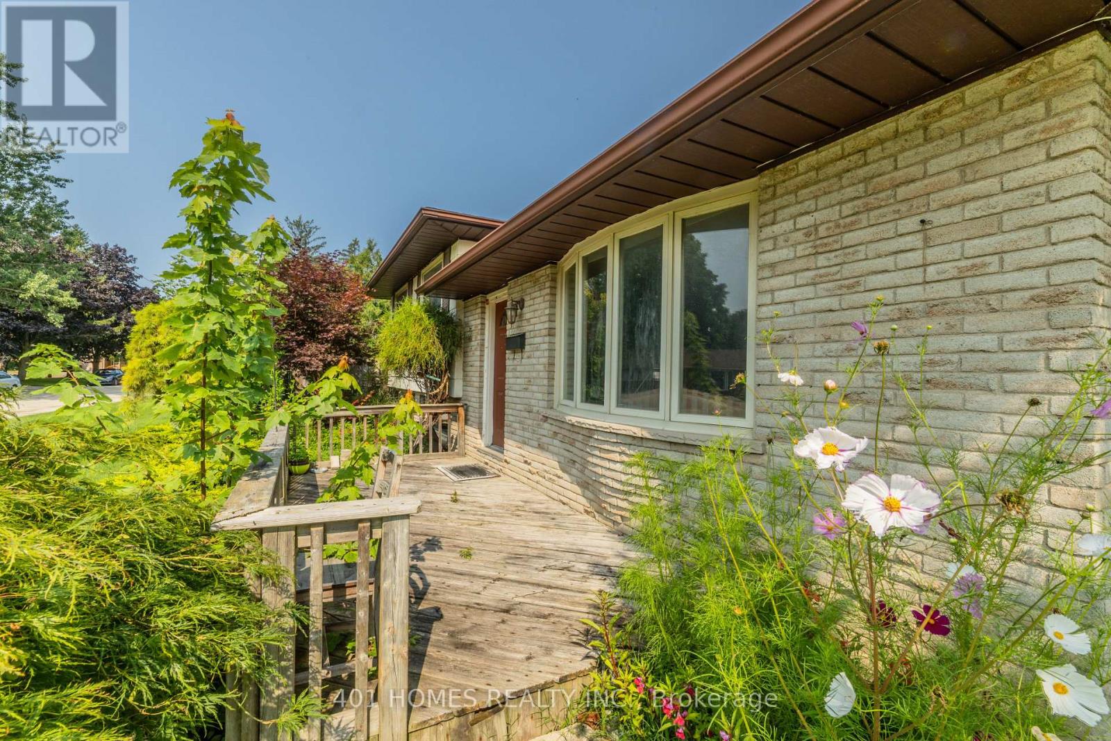 39 Patricia Street, St. Thomas, Ontario  N5P 3Z9 - Photo 4 - X13669314