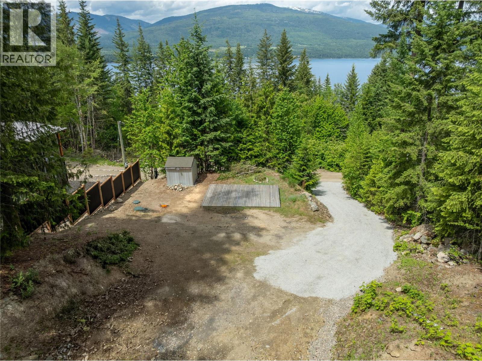 3950 Short Road, Eagle Bay, British Columbia  V0E 1T0 - Photo 11 - 10388913