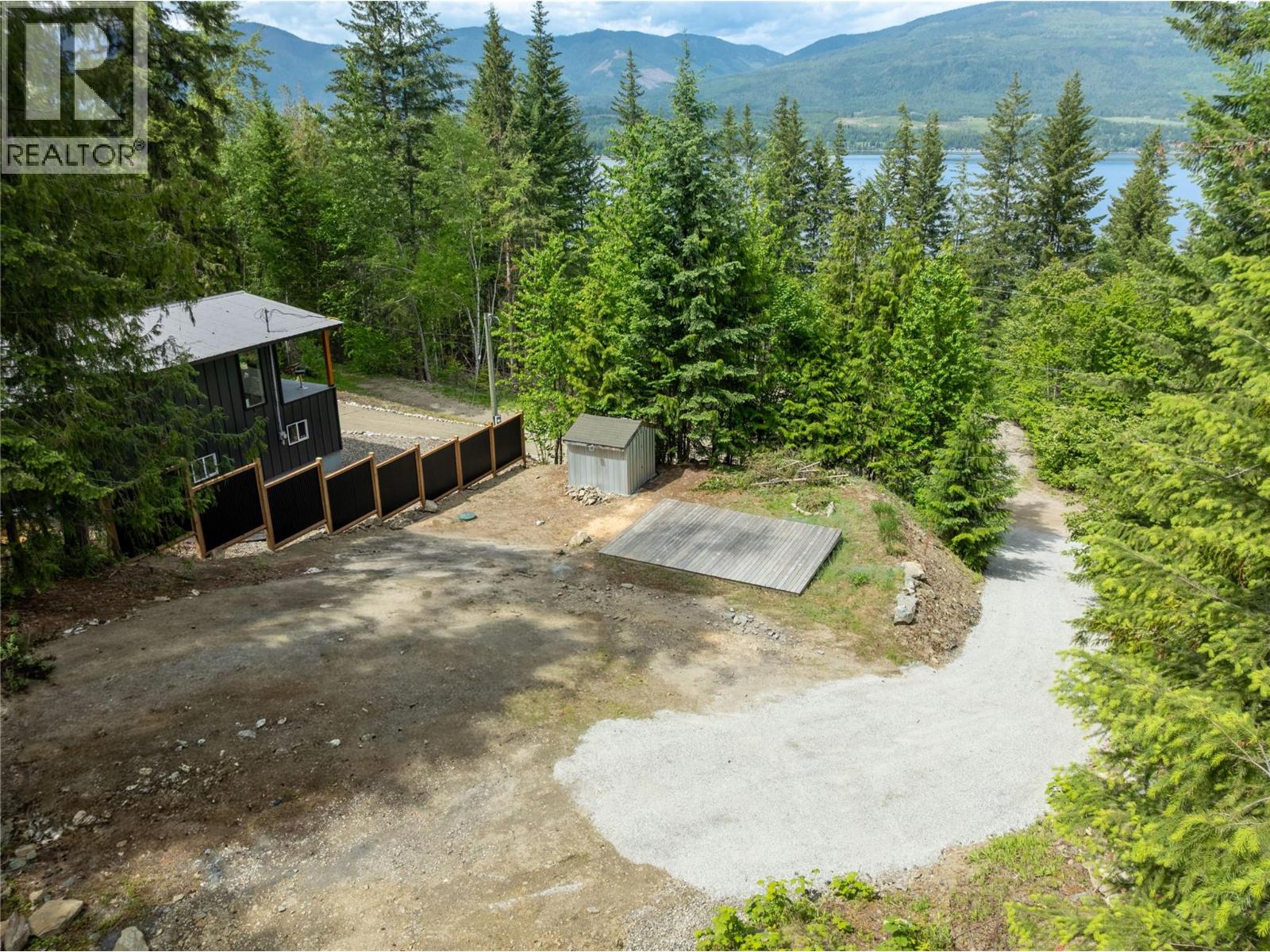 3950 Short Road, Eagle Bay, British Columbia  V0E 1T0 - Photo 12 - 10388913