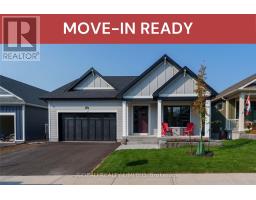 126 HEARTHSIDE DRIVE, Westport, Ontario
