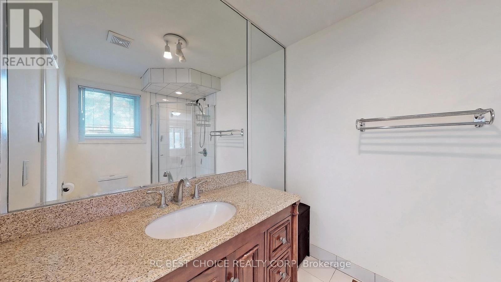 76 Rockford Road, Toronto, Ontario  M2R 3A7 - Photo 13 - C13669334