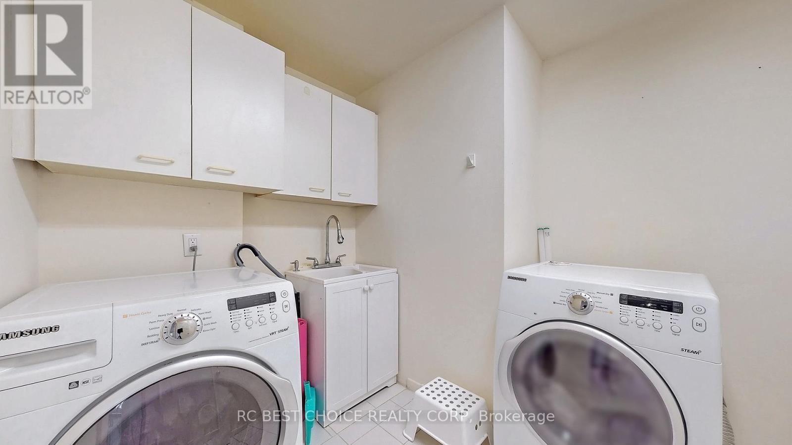 76 Rockford Road, Toronto, Ontario  M2R 3A7 - Photo 21 - C13669334