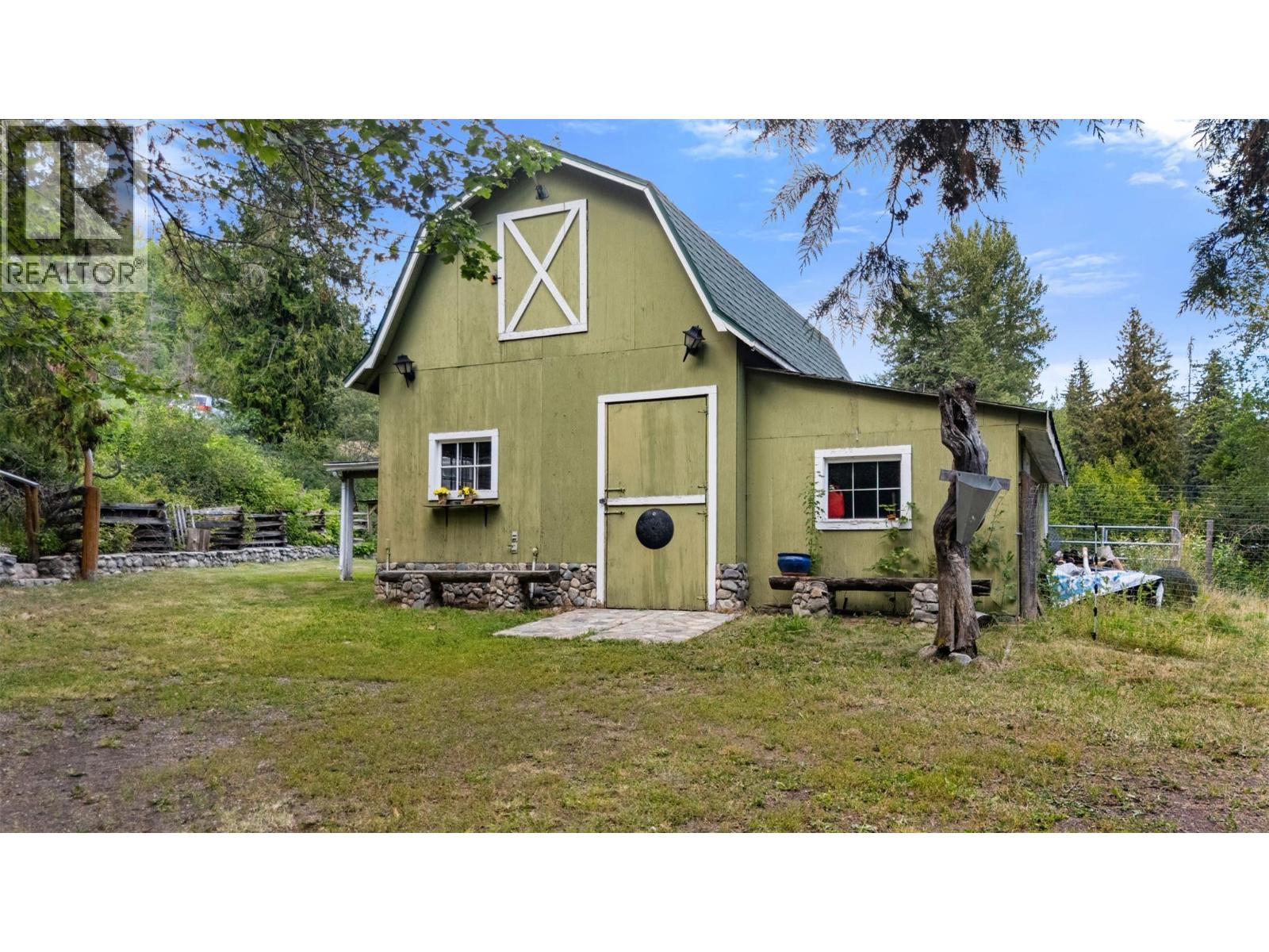 10737 Highway 33 E, Kelowna, British Columbia  V1P 1J9 - Photo 61 - 10394657
