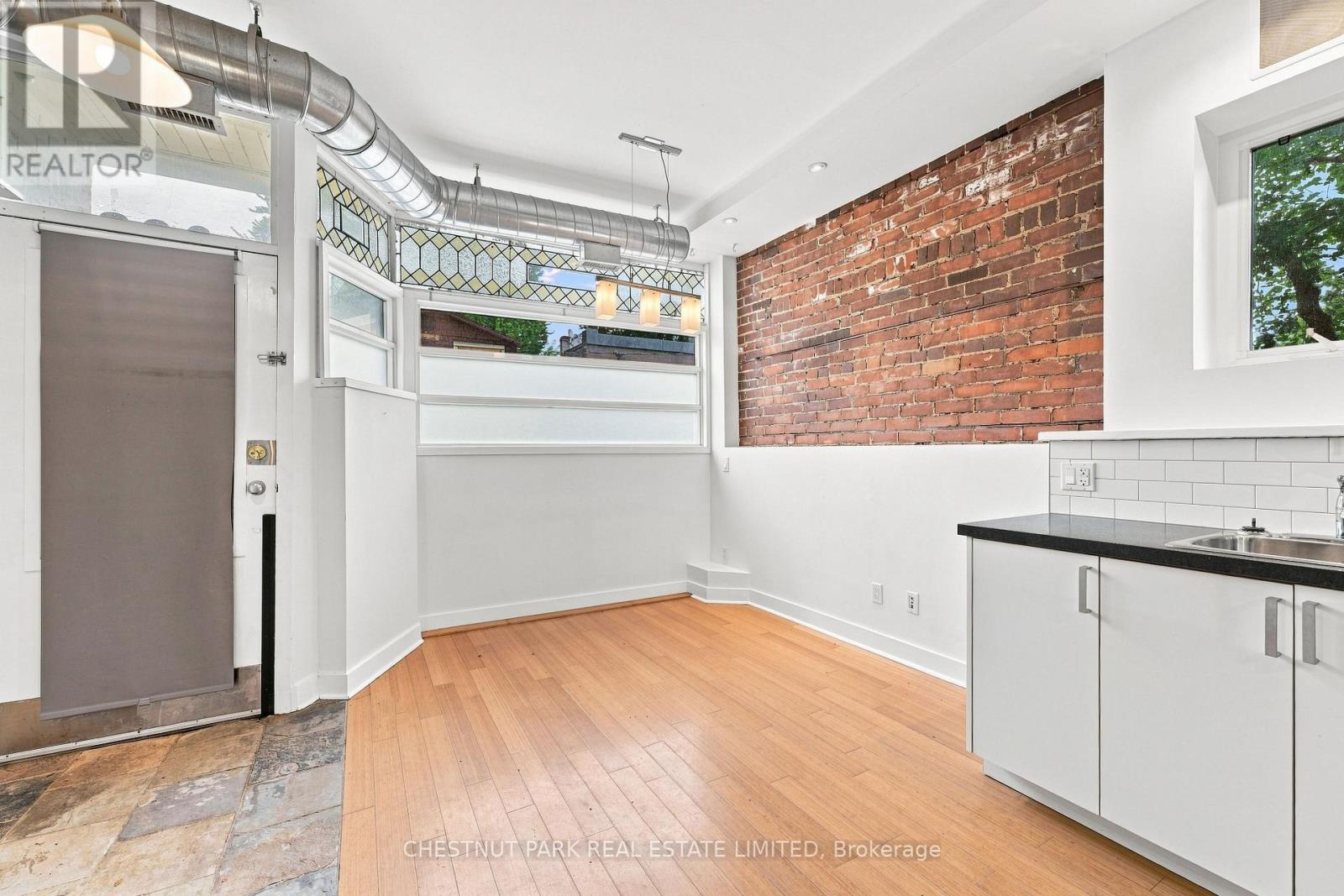 Unit 1 - 208 Greenwood Avenue, Toronto, Ontario M4L 2R1 - Photo 14 - E13669318