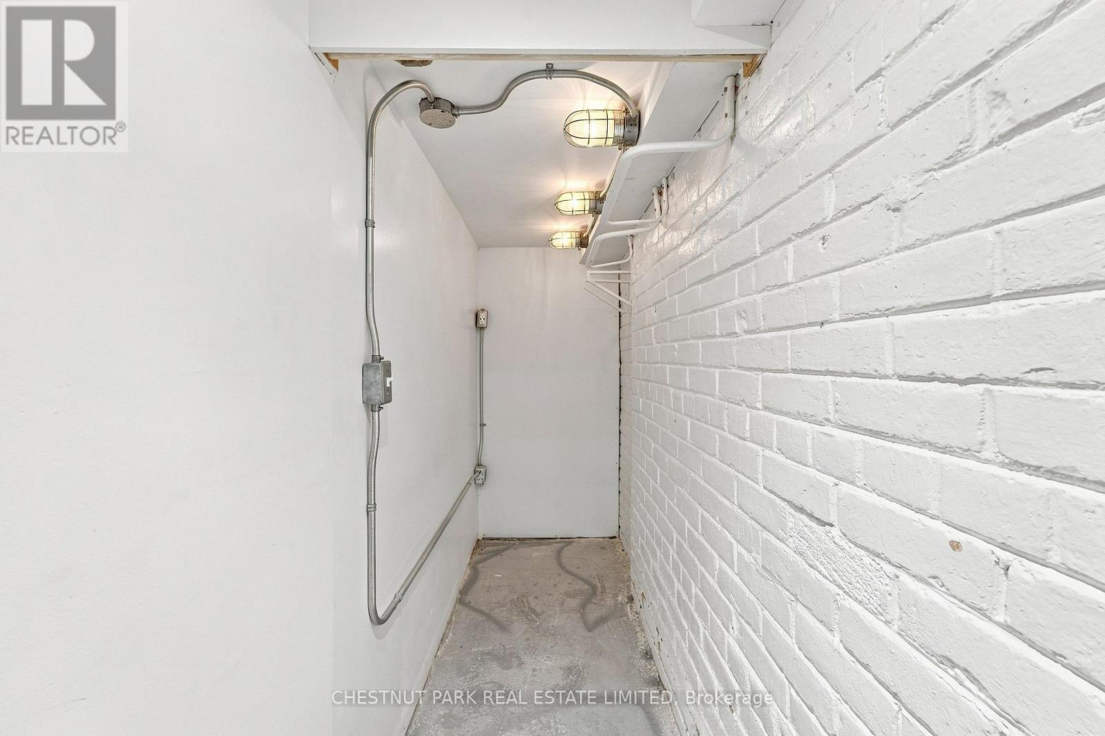 Unit 1 - 208 Greenwood Avenue, Toronto, Ontario M4L 2R1 - Photo 16 - E13669318