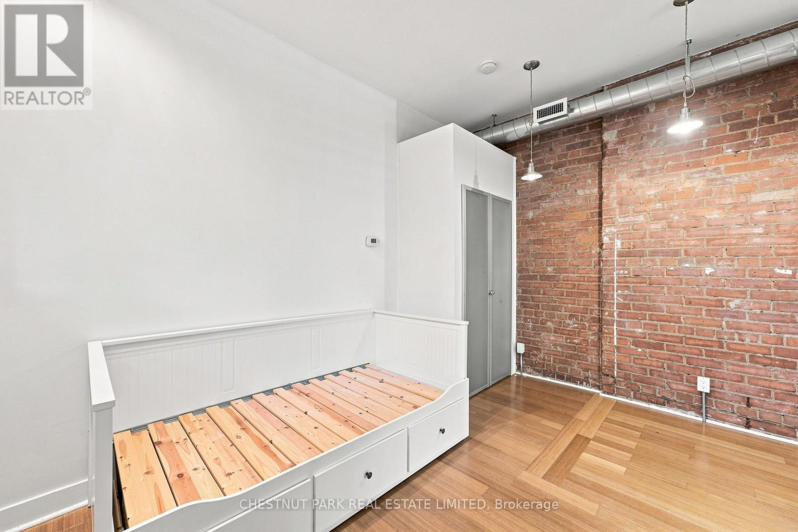 Unit 1 - 208 Greenwood Avenue, Toronto, Ontario M4L 2R1 - Photo 26 - E13669318