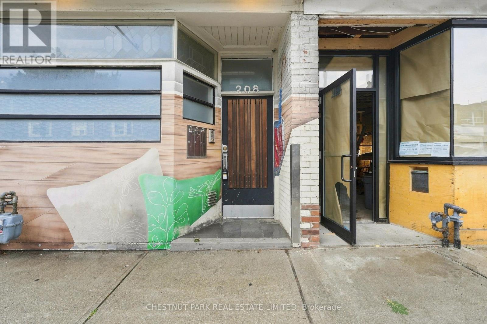Unit 1 - 208 Greenwood Avenue, Toronto, Ontario M4L 2R1 - Photo 4 - E13669318