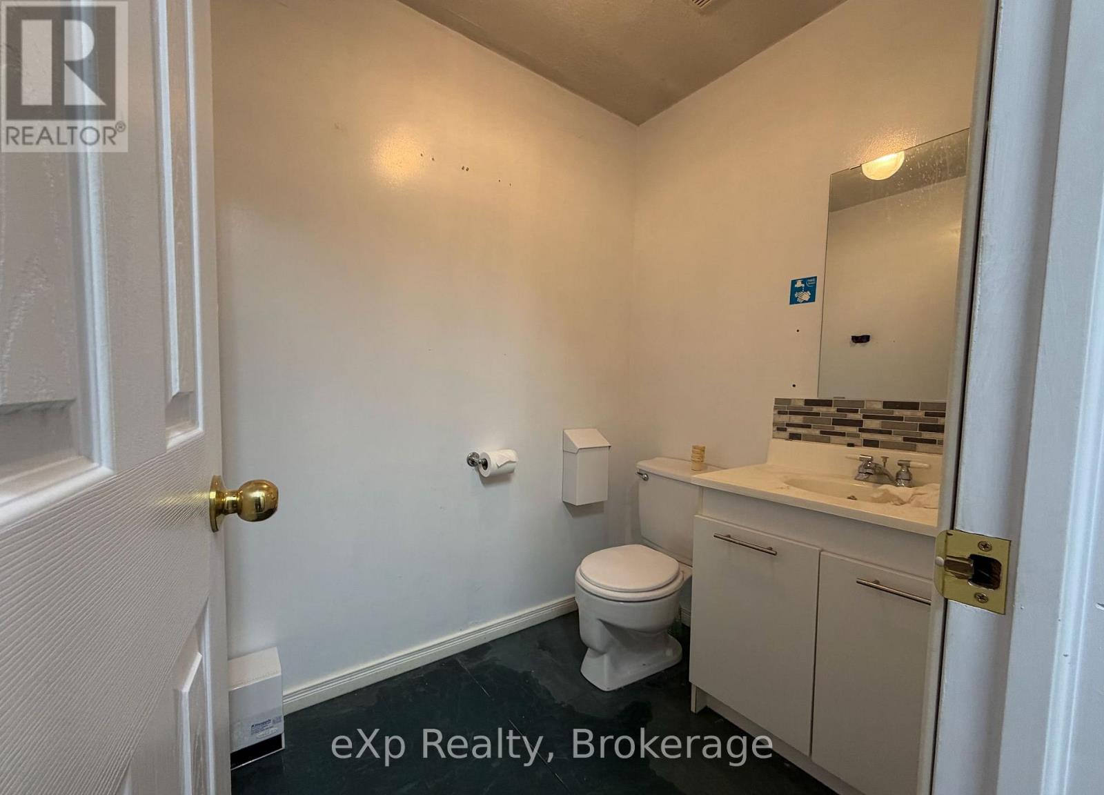 76 Elora Street, South Bruce, Ontario  N0G 2J0 - Photo 5 - X13669324