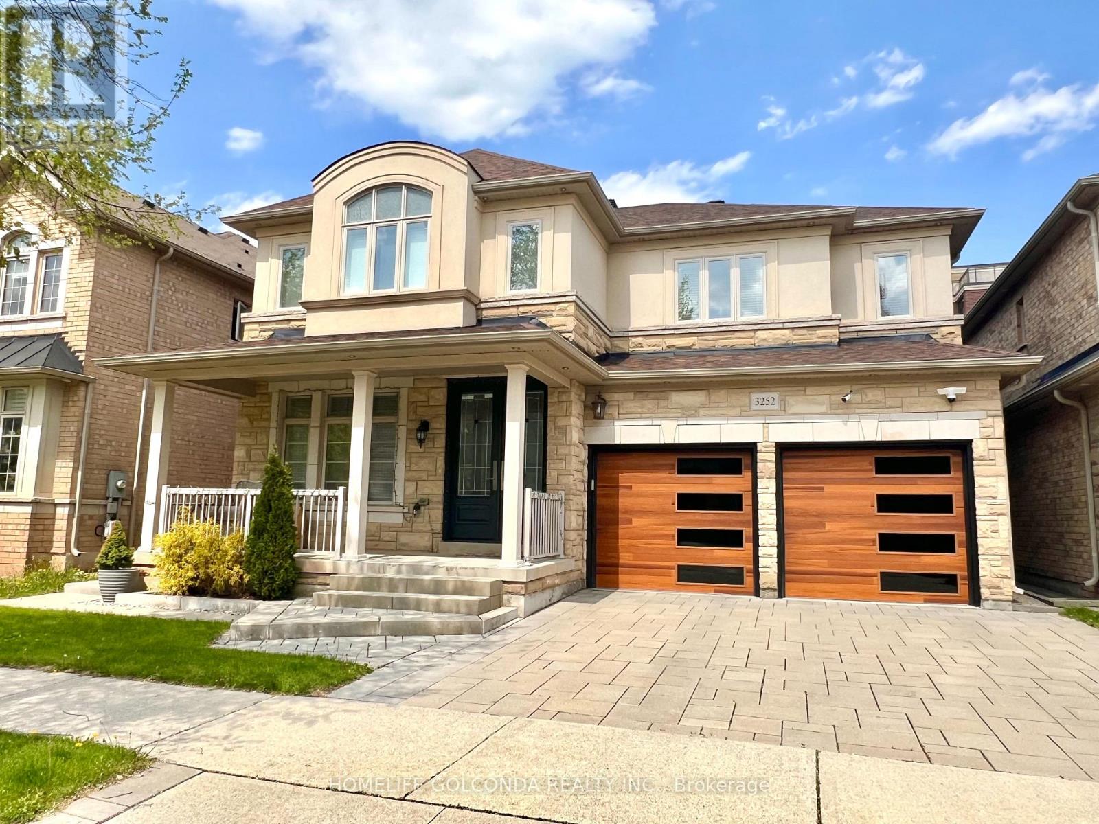 3252 LARRY CRESCENT, Oakville, Ontario