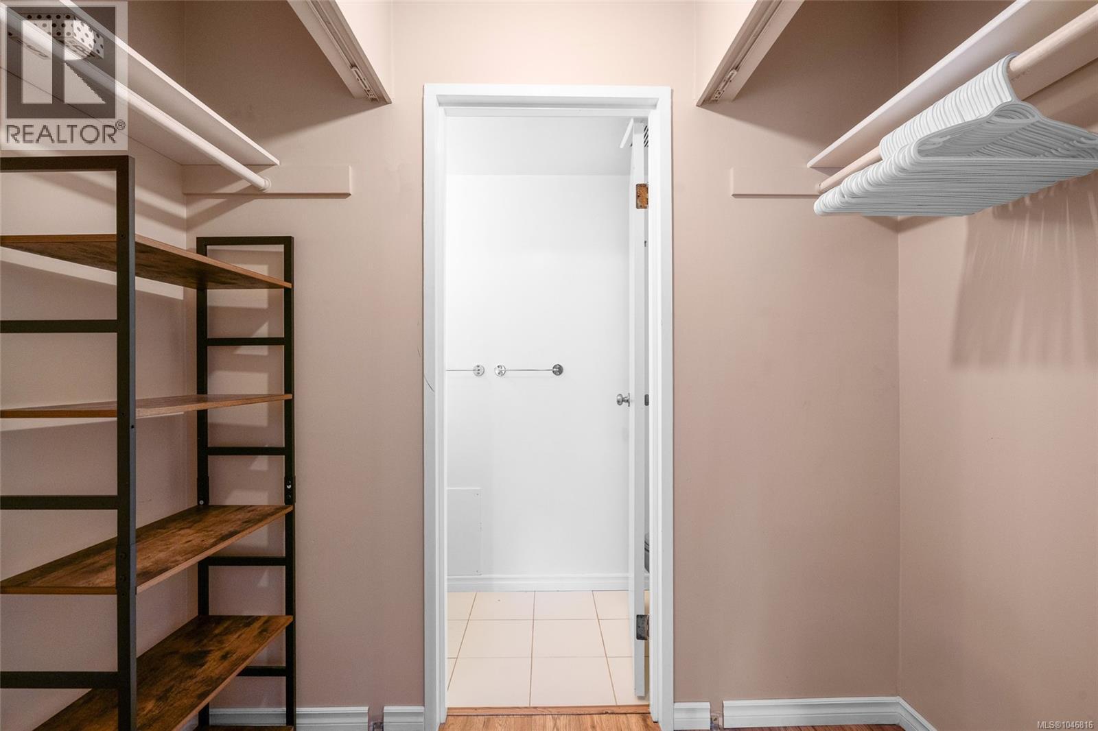 203 1116 Queens Ave, Victoria, British Columbia  V8T 1M9 - Photo 19 - 1046816