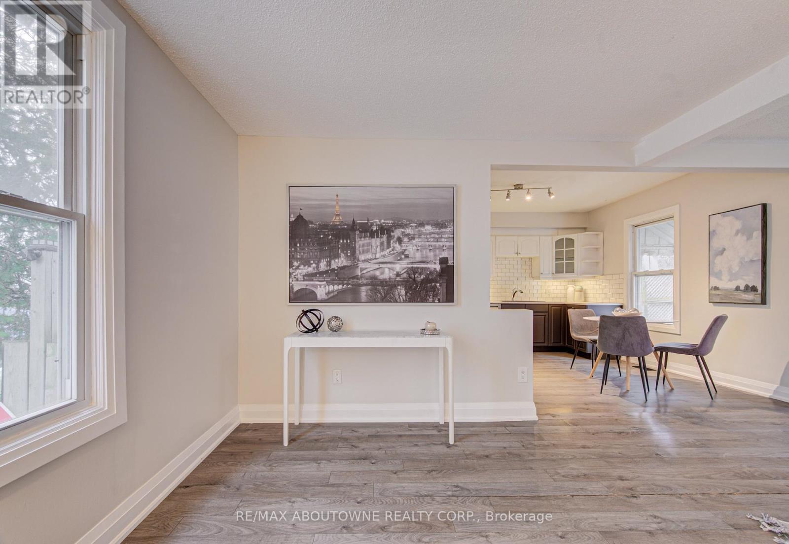 227 East 23rd Street, Hamilton, Ontario L8V 2X2 - Photo 11 - X13668200