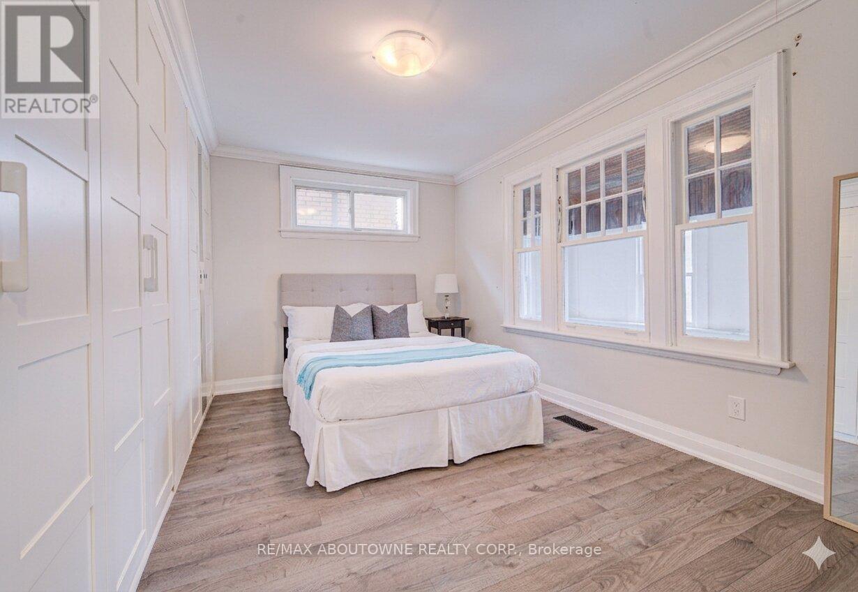 227 East 23rd Street, Hamilton, Ontario L8V 2X2 - Photo 16 - X13668200