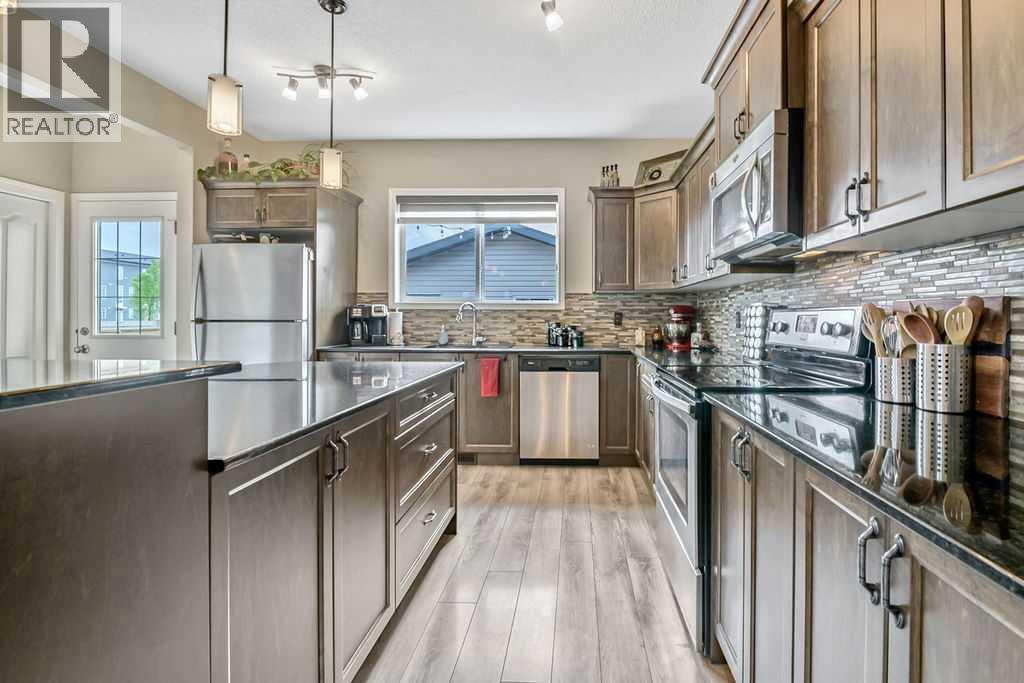 86 Legacy Common SE, Calgary, Alberta  T0L 0X0 - Photo 15 - A2333453