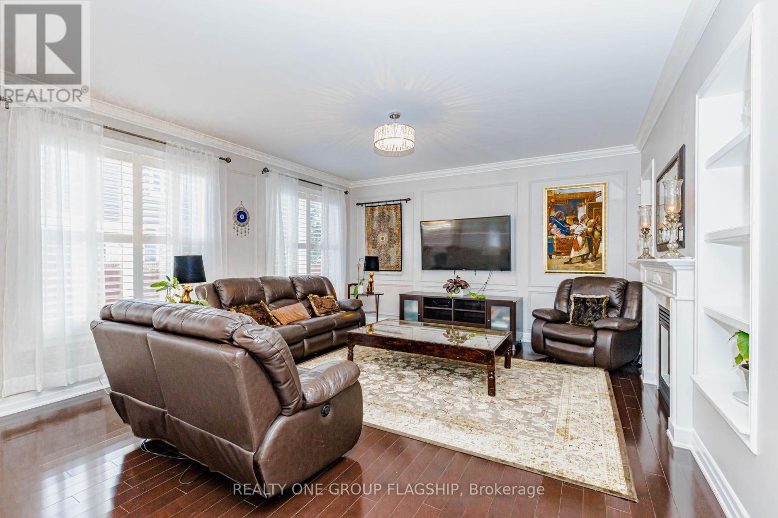715 Casarin Crescent, Milton, Ontario  L9T 2W3 - Photo 9 - W13638006