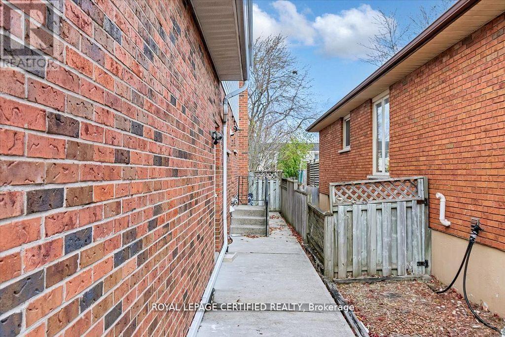 35 Trenholme Crescent, Hamilton, Ontario  L8W 2L4 - Photo 26 - X13603702