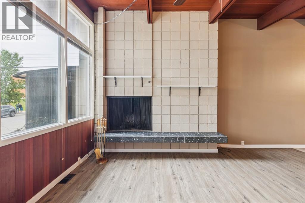 2144 Chilcotin Road NW, Calgary, Alberta  T2L 0X1 - Photo 10 - A2324146