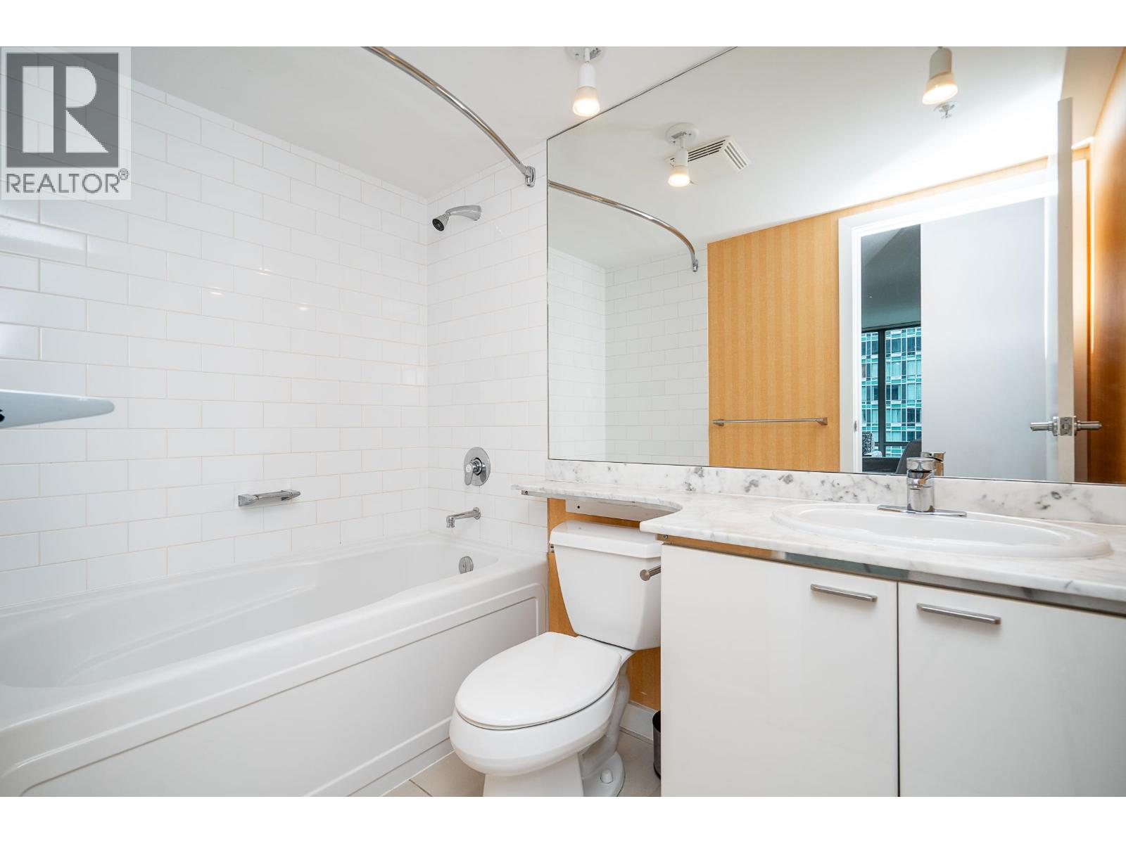 2604 1288 W Georgia Street, Vancouver, British Columbia  V6E 4R3 - Photo 22 - R3144074
