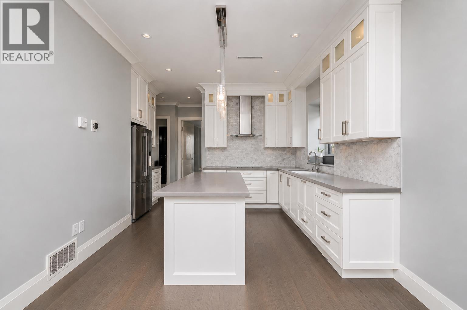 6585 Halifax Street, Burnaby, British Columbia V5B 2P9 - Photo 10 - R3152460