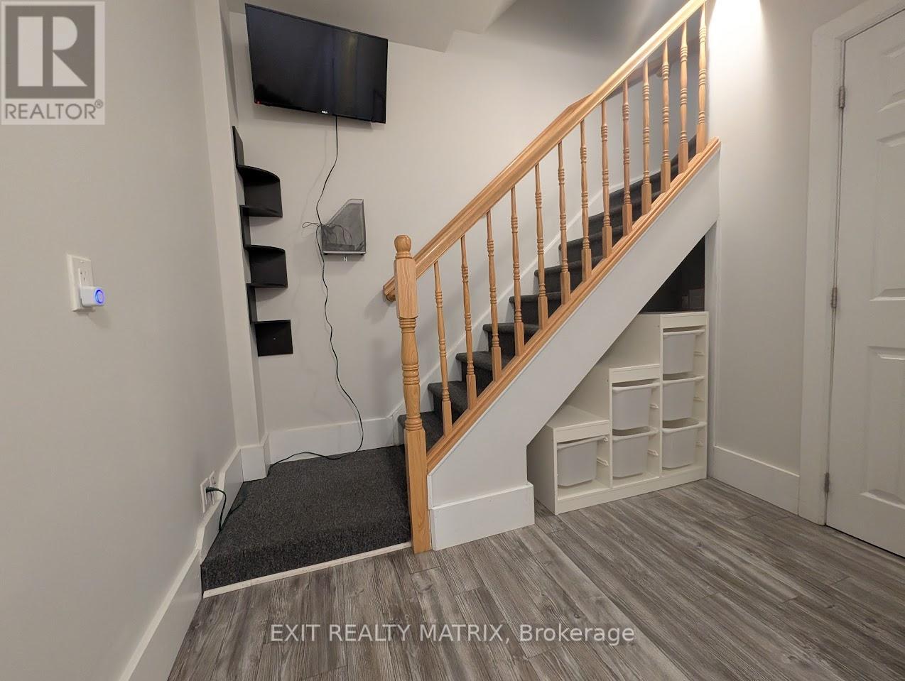 B - 222 Blackburn Avenue, Ottawa, Ontario  K1N 8A8 - Photo 12 - X13669392