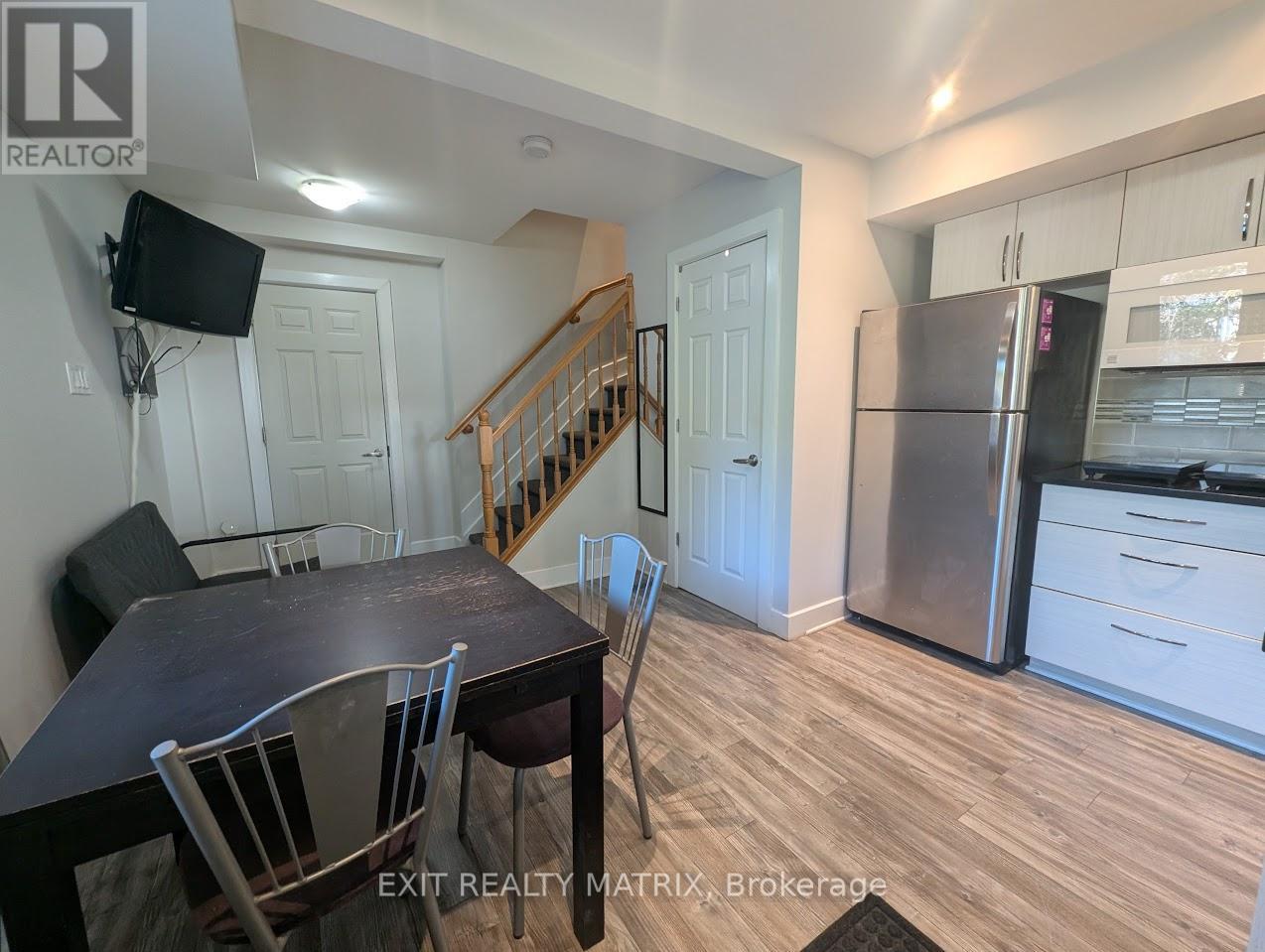 B - 222 Blackburn Avenue, Ottawa, Ontario  K1N 8A8 - Photo 4 - X13669392