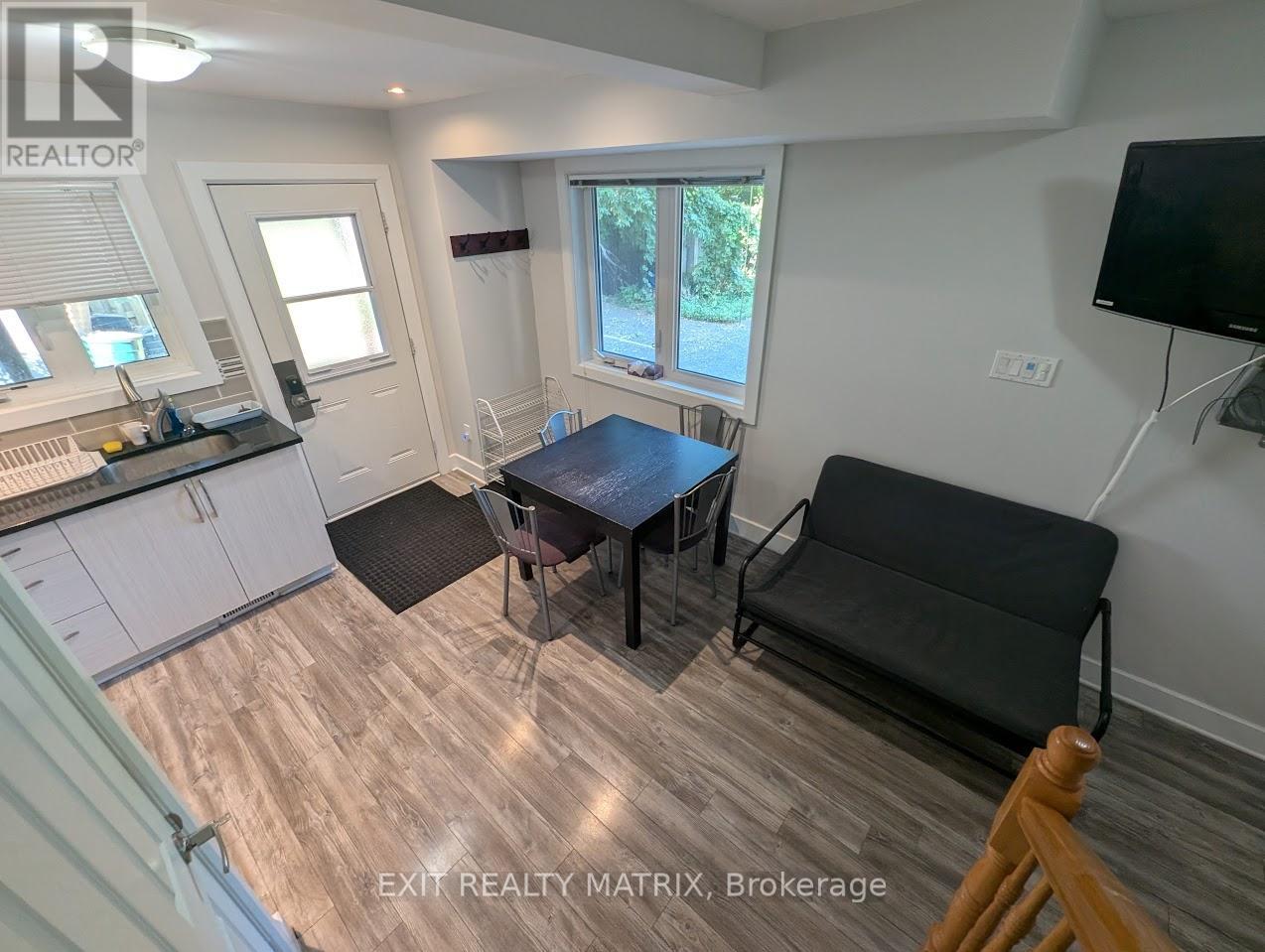 B - 222 Blackburn Avenue, Ottawa, Ontario  K1N 8A8 - Photo 5 - X13669392