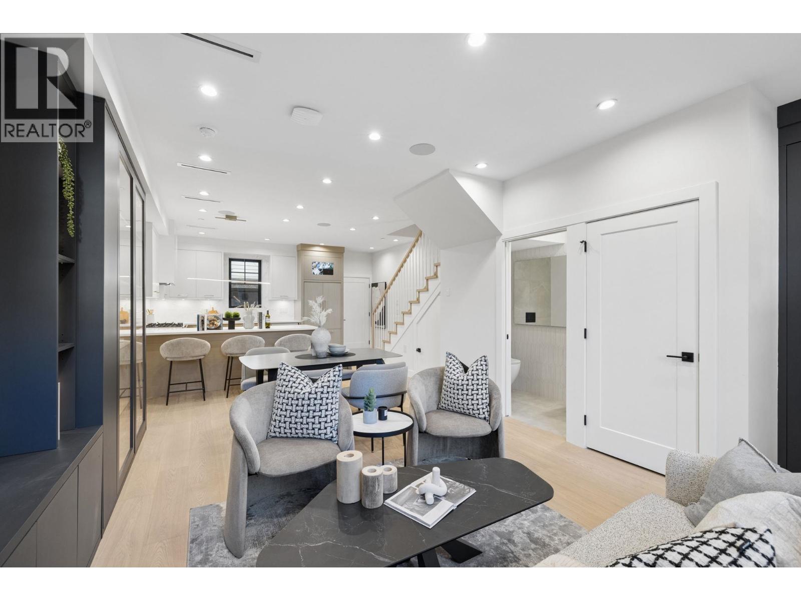 2617 Carolina Street, Vancouver, British Columbia V5T 2A4 - Photo 7 - R3155404