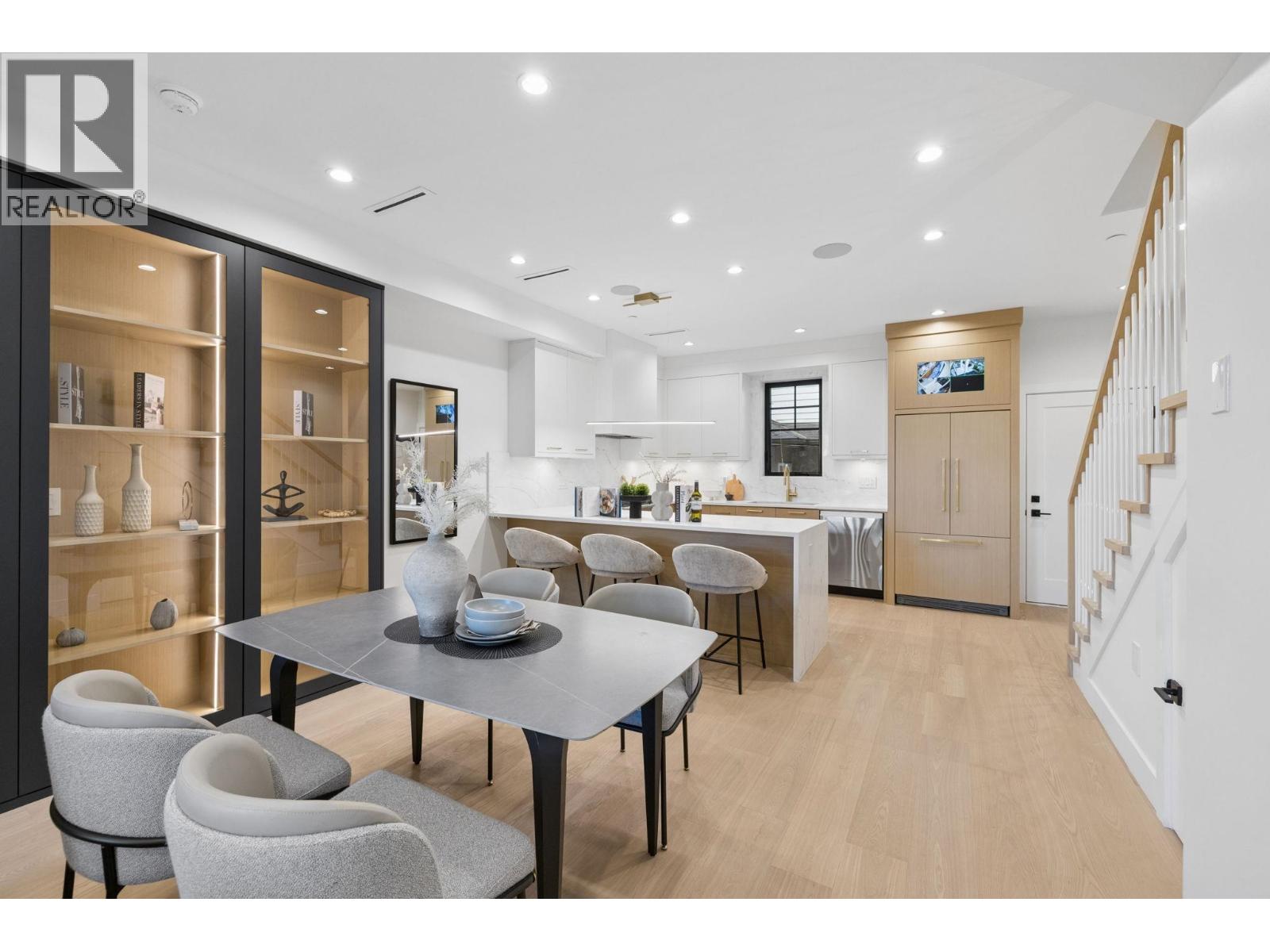2617 Carolina Street, Vancouver, British Columbia V5T 2A4 - Photo 8 - R3155404