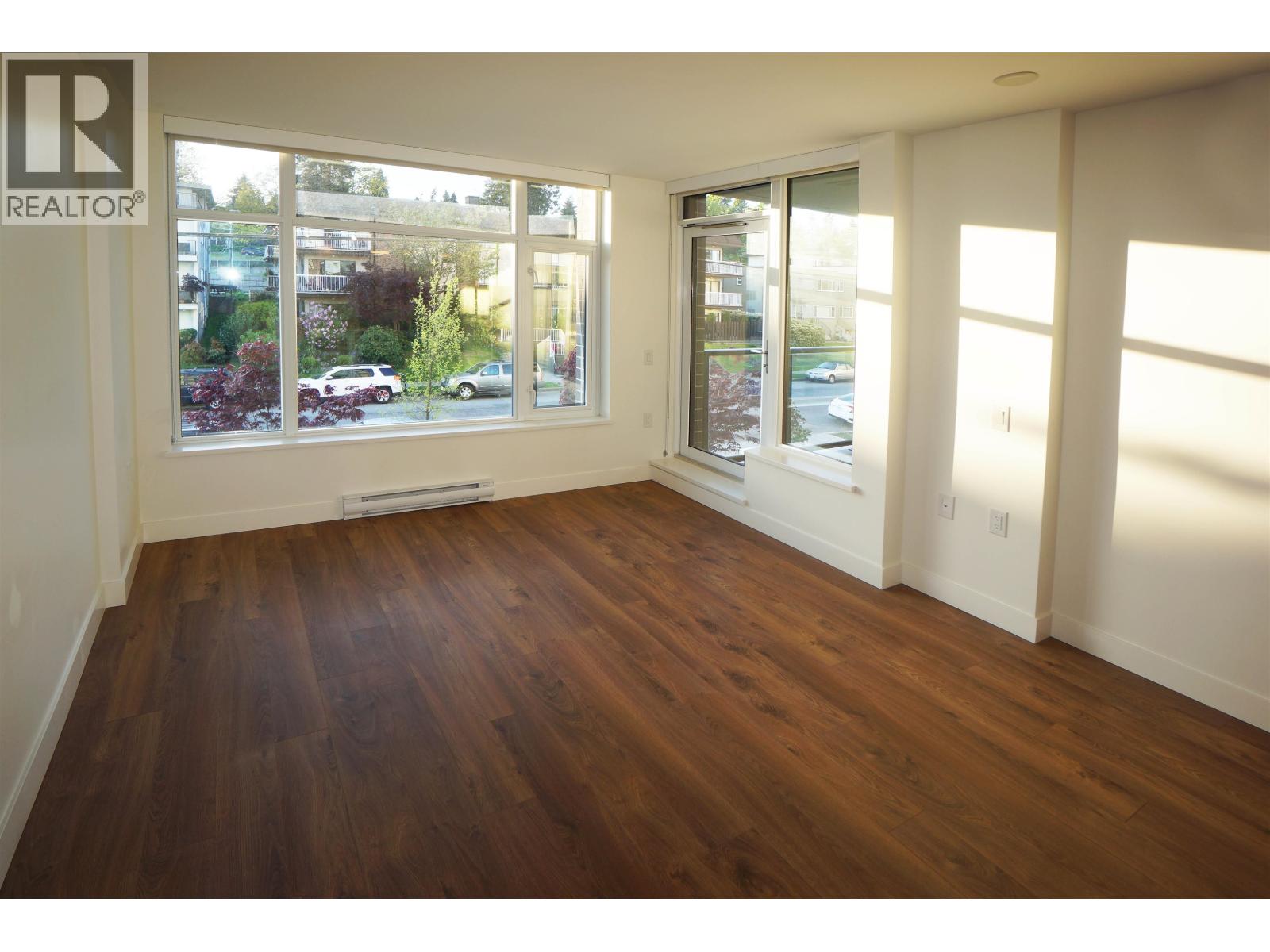 207 188 Agnes Street, New Westminster, British Columbia V3L 0H6 - Photo 2 - R3155416