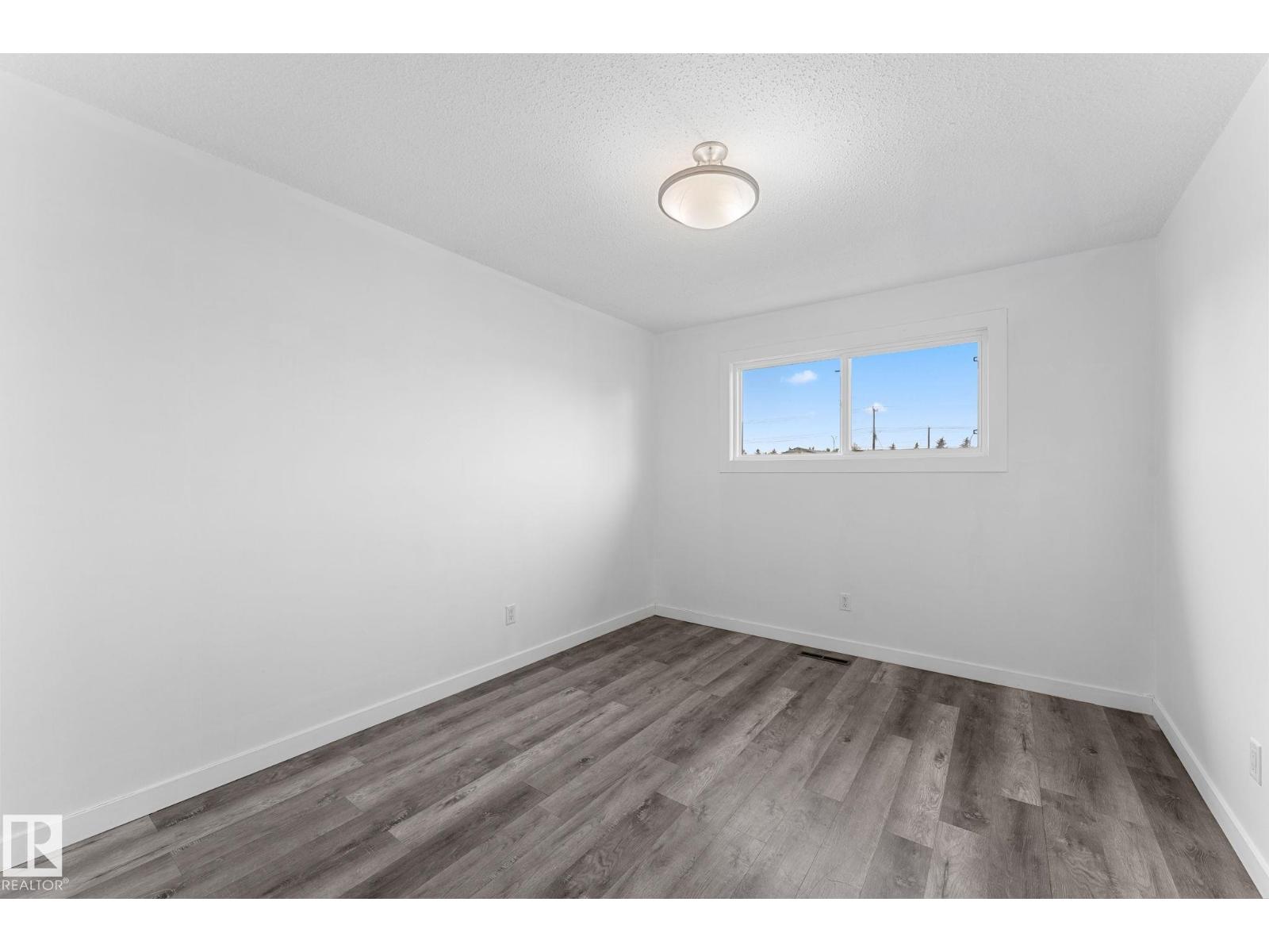 7823 136 Av NW, Edmonton, Alberta T5C 2K8 - Photo 17 - E4503257
