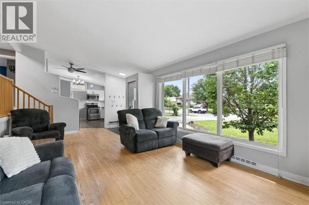 14 Cambridge Avenue, Kitchener, Ontario  N2B 1N4 - Photo 3 - 40855308