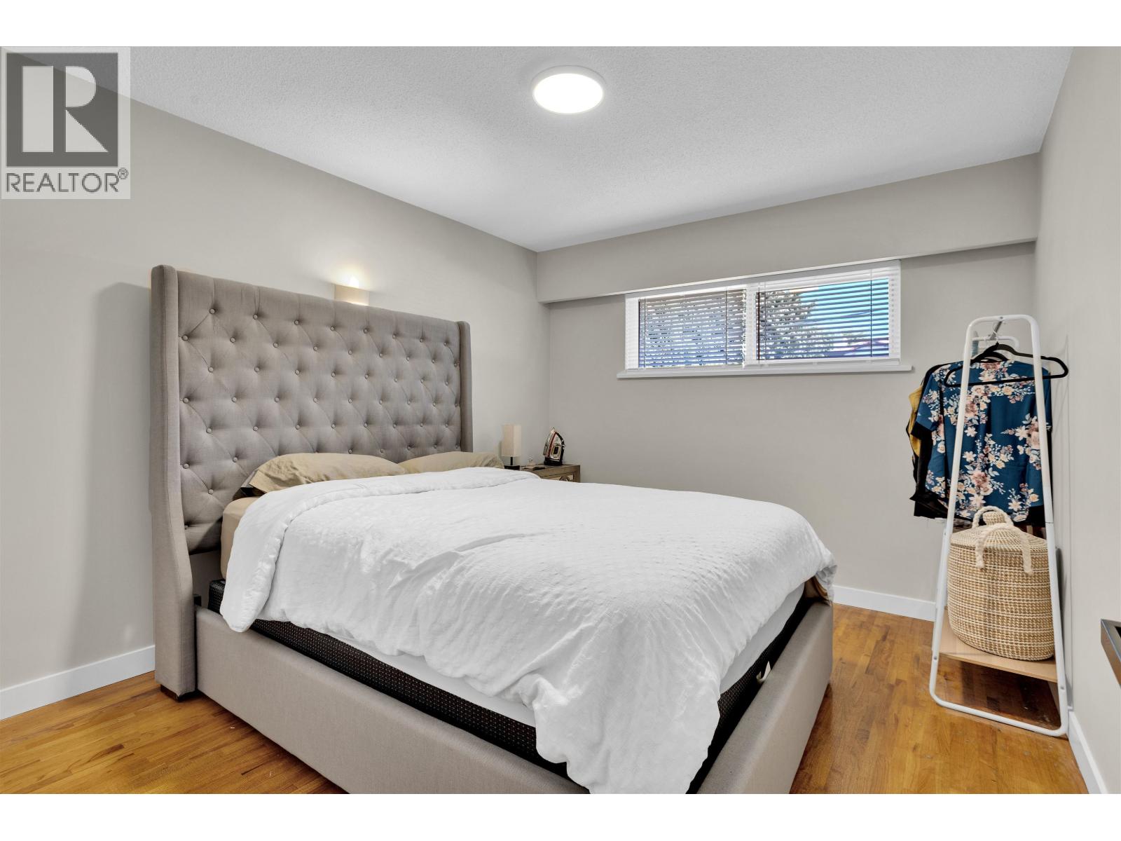 692 Blue Mountain Street, Coquitlam, British Columbia  V3J 4R9 - Photo 9 - R3151694