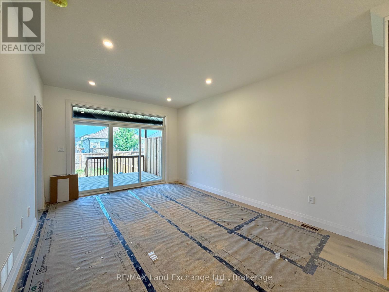 383 Rosner Drive, Saugeen Shores, Ontario  N0H 2C8 - Photo 4 - X13078870