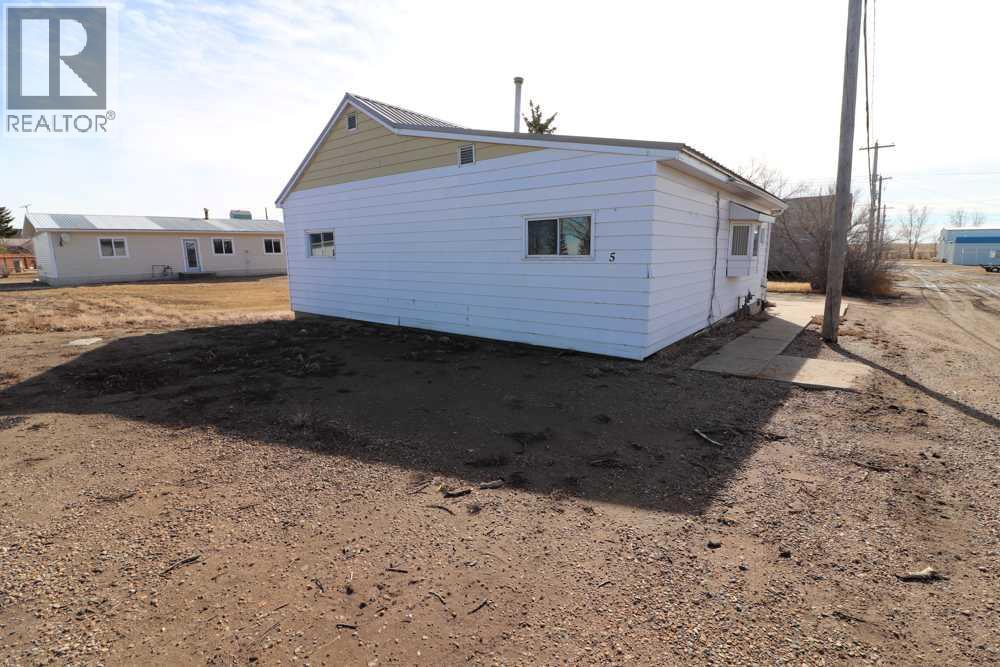 5 1st Avenue E, Acadia Valley, Alberta T0J 0A0 - Photo 13 - A2323074
