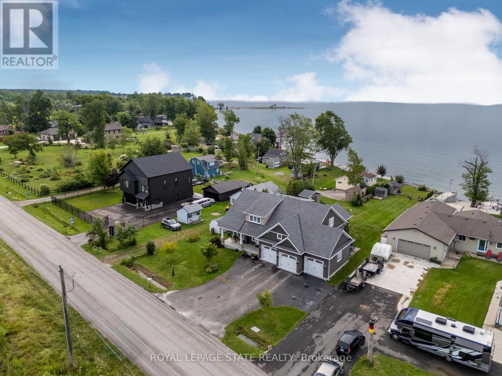 3176 Lakeshore Road, Haldimand, Ontario  N1A 2W8 - Photo 2 - X13668552
