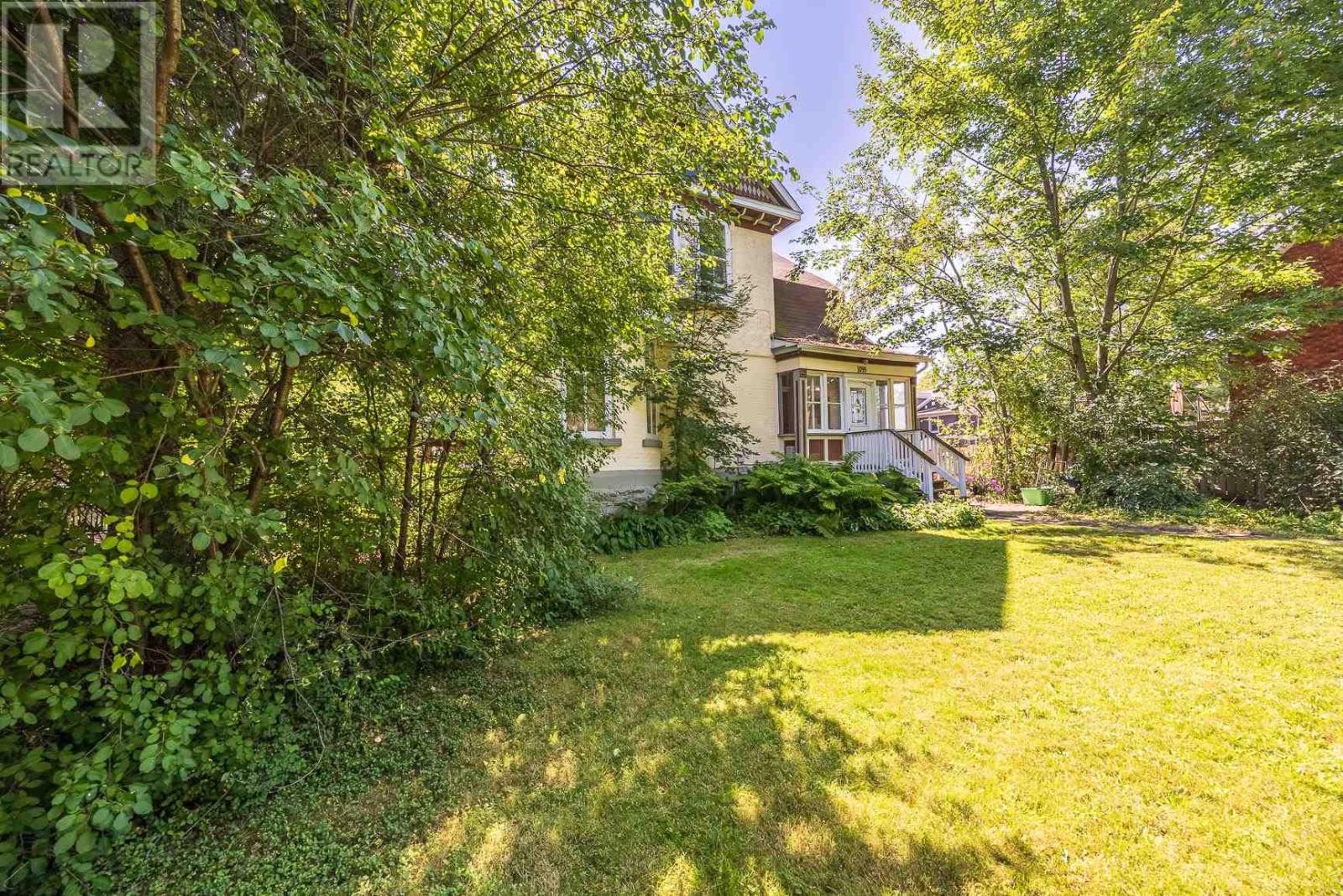 1099 Queen St E, Sault Ste. Marie, Ontario  P6A 2E1 - Photo 4 - SM262163